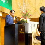 医療功労賞・賞状授与 医療功労賞・賞状授与